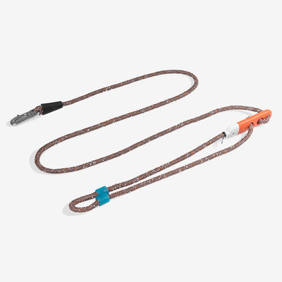 Reebok Suede correa hands free para perros vista frontal