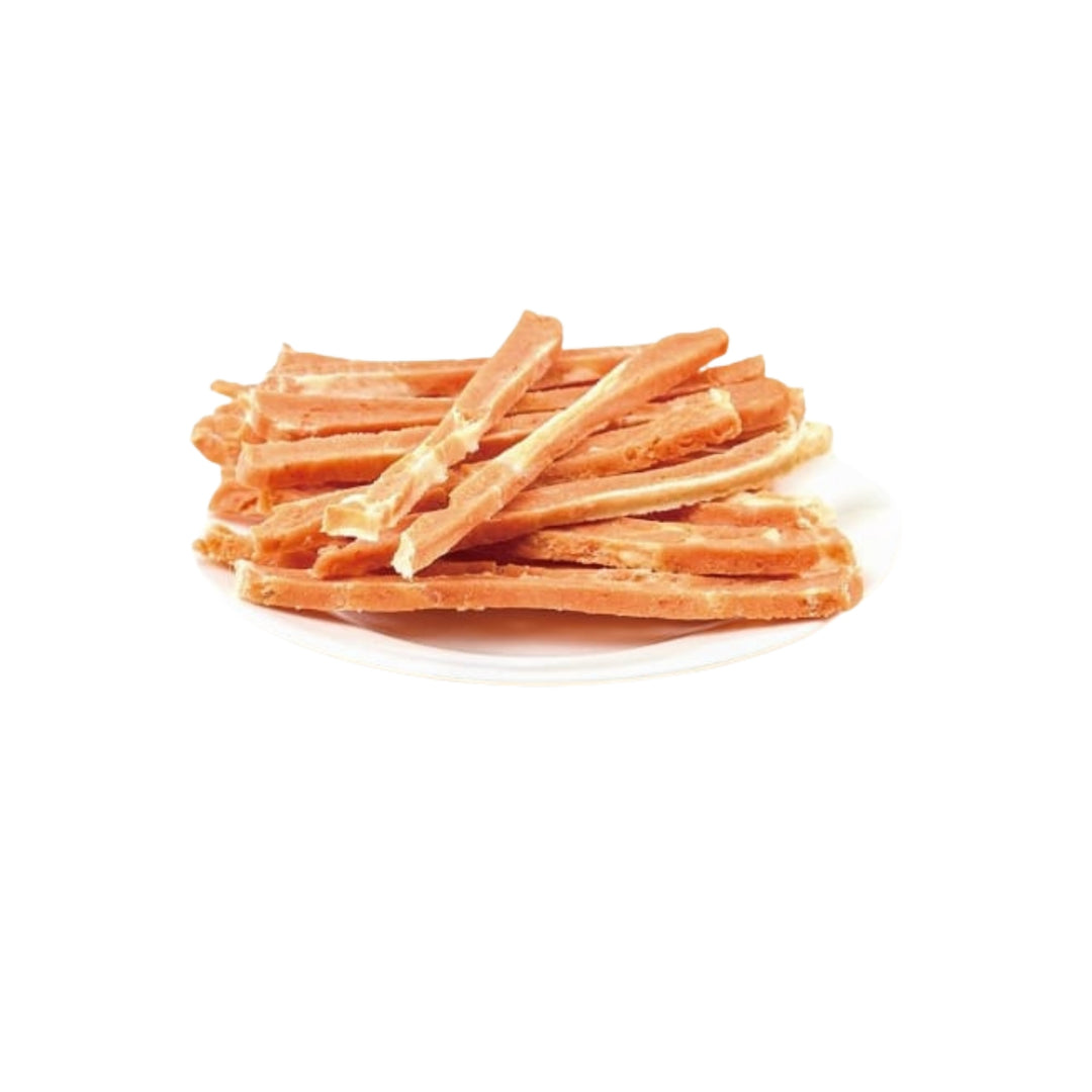 Wanpy Jerky Chicken Strips 100 g snack para perros, tiras de pollo servidas en un plato