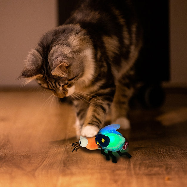 Gigwi Shining Friends Luciérnaga con Luz LED y Catnip, vista 3