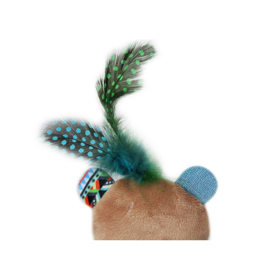 BRNX Maxi Toy juguete de peluche para gatos con forma de un osito café claro con plumas, vista 4