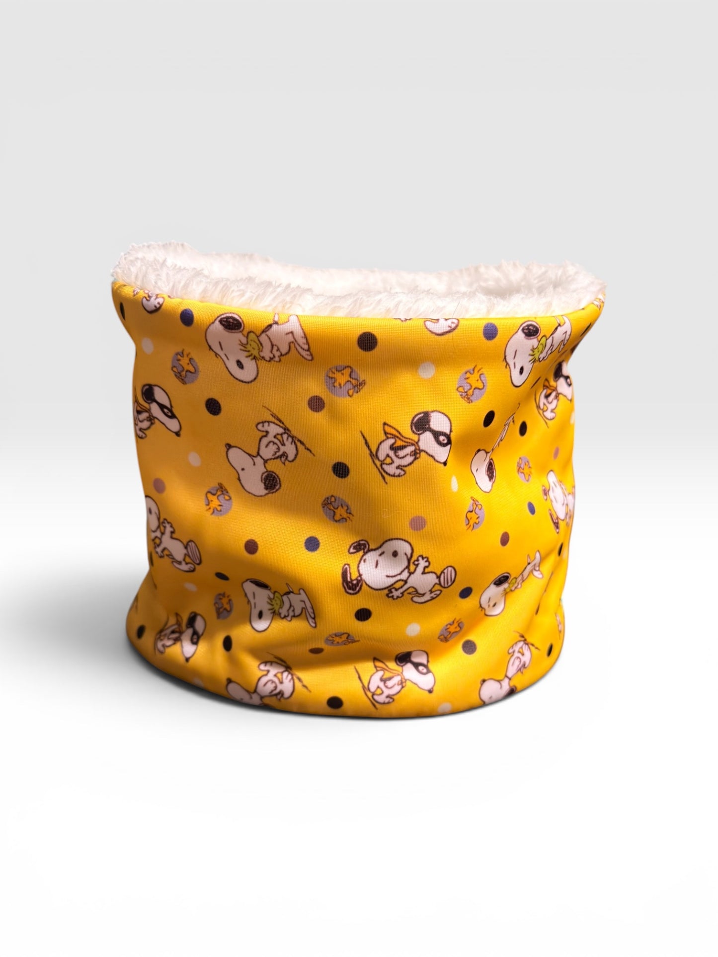 By Simona Cuello con Interior Corderito Snoopy