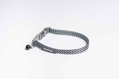 Fuzzyard Collar Gato Hebilla Desprendible Black/White (20-30 Cms.)