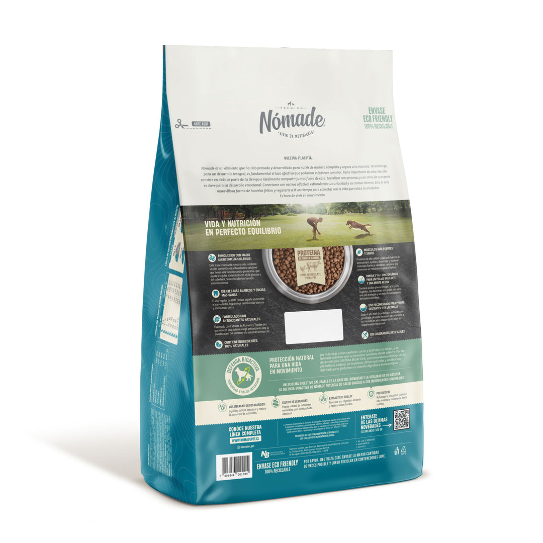 Nomade cachorro 10 Kg información nutricional vista trasera