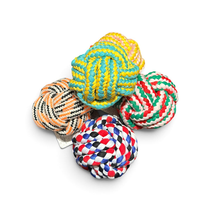 Buen Amigo Juguete de Cuerda Pelota 8 cms para Perros